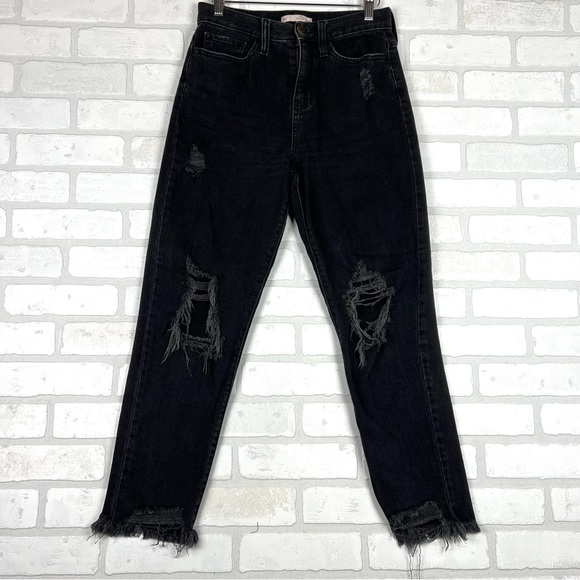 Women's SO High Rise Mom Jean Distressed Black Raw Hem Size 3 | 26W - Picture 5 of 11